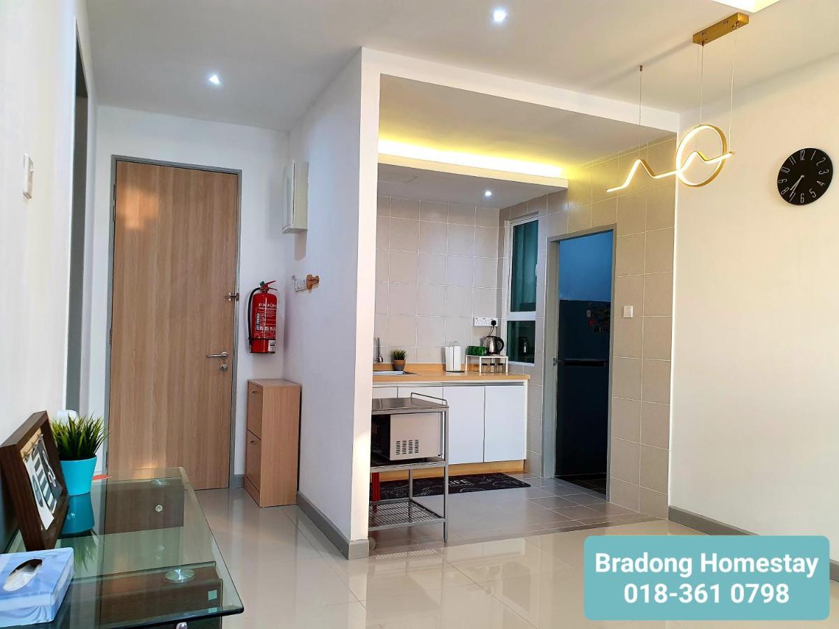 Bradong Homestay - Musllm Only, 3 Queen Bedrooms, Seaview, Infinity Pool, Gym, Near Drawbridge & Ktcc Mall كُوالا تيرينغانو المظهر الخارجي الصورة
