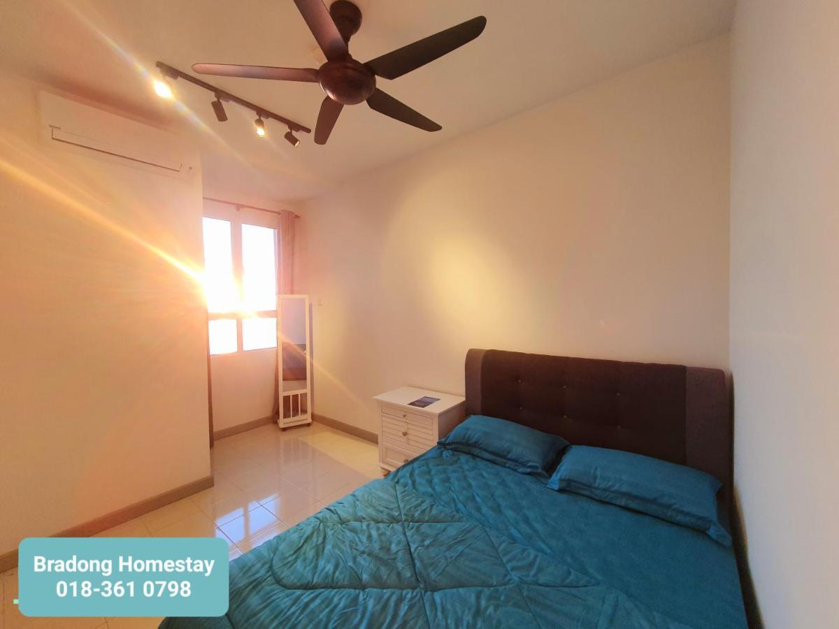 Bradong Homestay - Musllm Only, 3 Queen Bedrooms, Seaview, Infinity Pool, Gym, Near Drawbridge & Ktcc Mall كُوالا تيرينغانو المظهر الخارجي الصورة