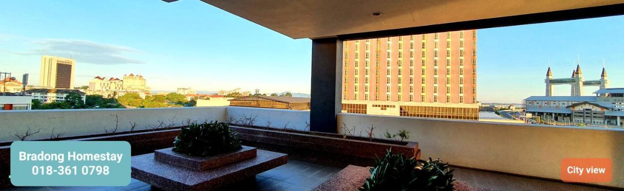 Bradong Homestay - Musllm Only, 3 Queen Bedrooms, Seaview, Infinity Pool, Gym, Near Drawbridge & Ktcc Mall كُوالا تيرينغانو المظهر الخارجي الصورة