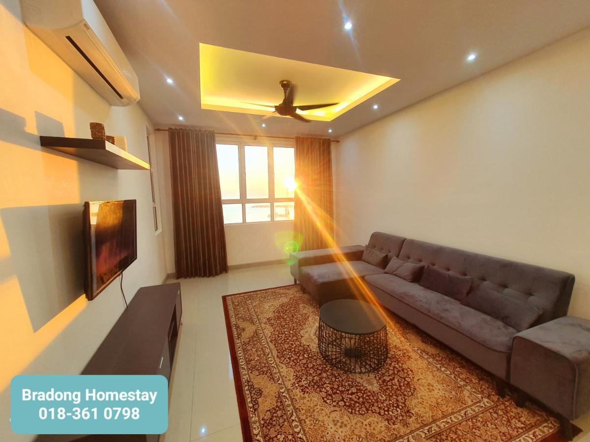 Bradong Homestay - Musllm Only, 3 Queen Bedrooms, Seaview, Infinity Pool, Gym, Near Drawbridge & Ktcc Mall كُوالا تيرينغانو المظهر الخارجي الصورة